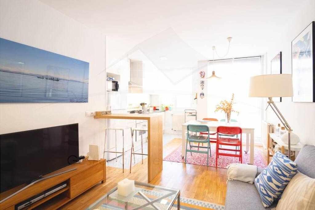 Colours Apartamento Οβιέδο Εξωτερικό φωτογραφία